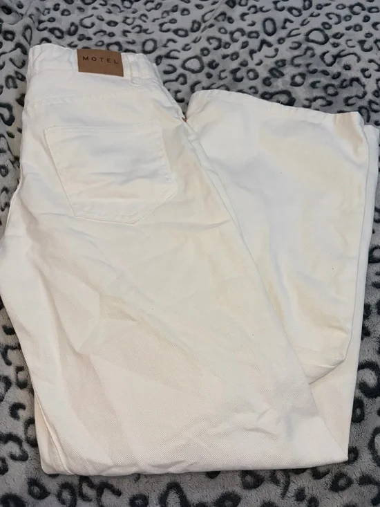 Motel Rocks Low Rise Parallel Jeans - Picture 2 of 3